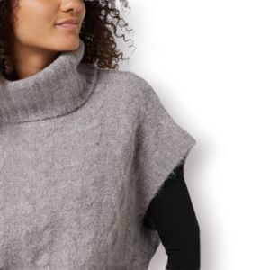 ● Angora Rabbit Hair | Ultra Pink Turtleneck Sweater Short Sleeve